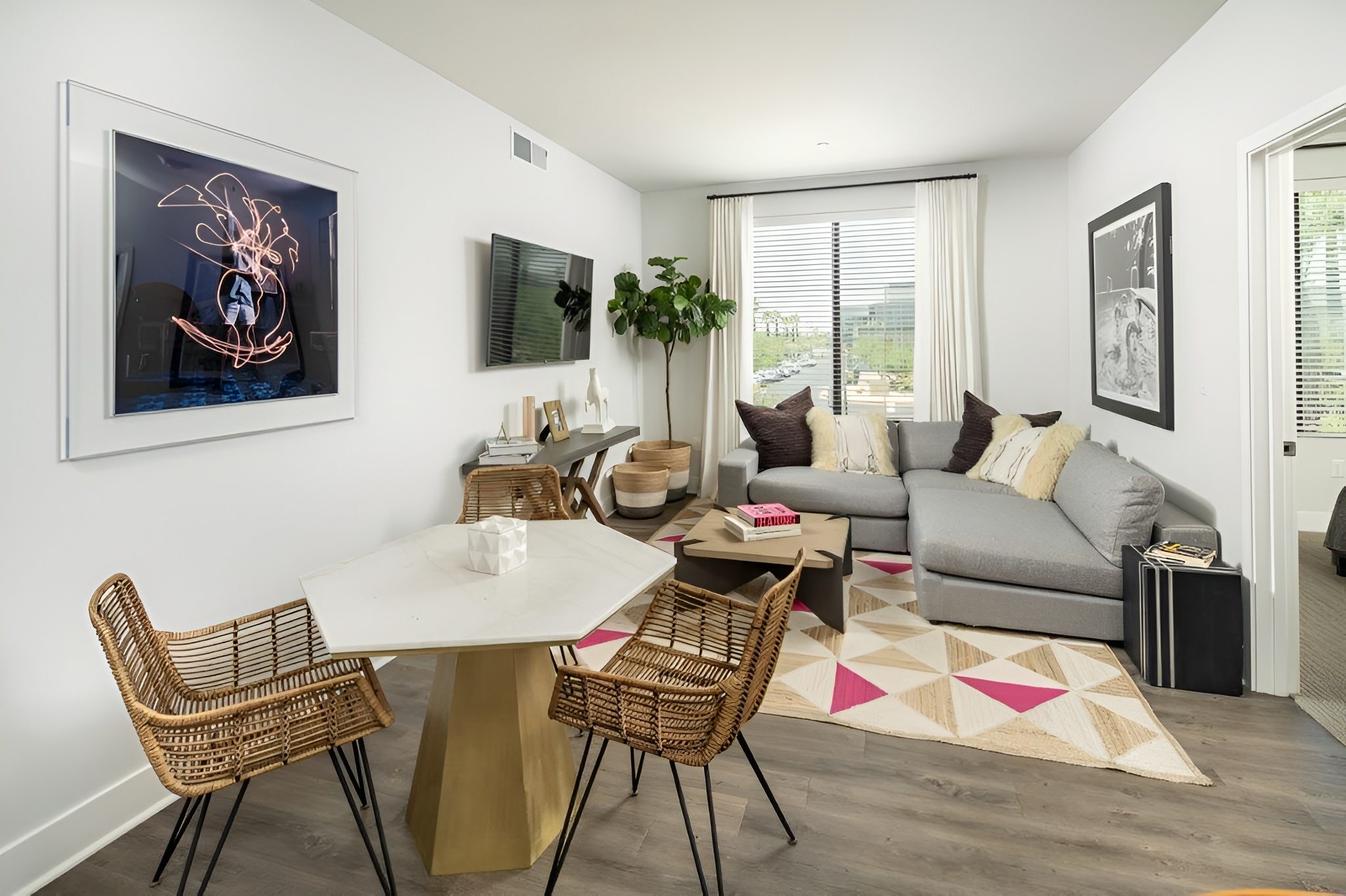Arts District Apartments photo 2